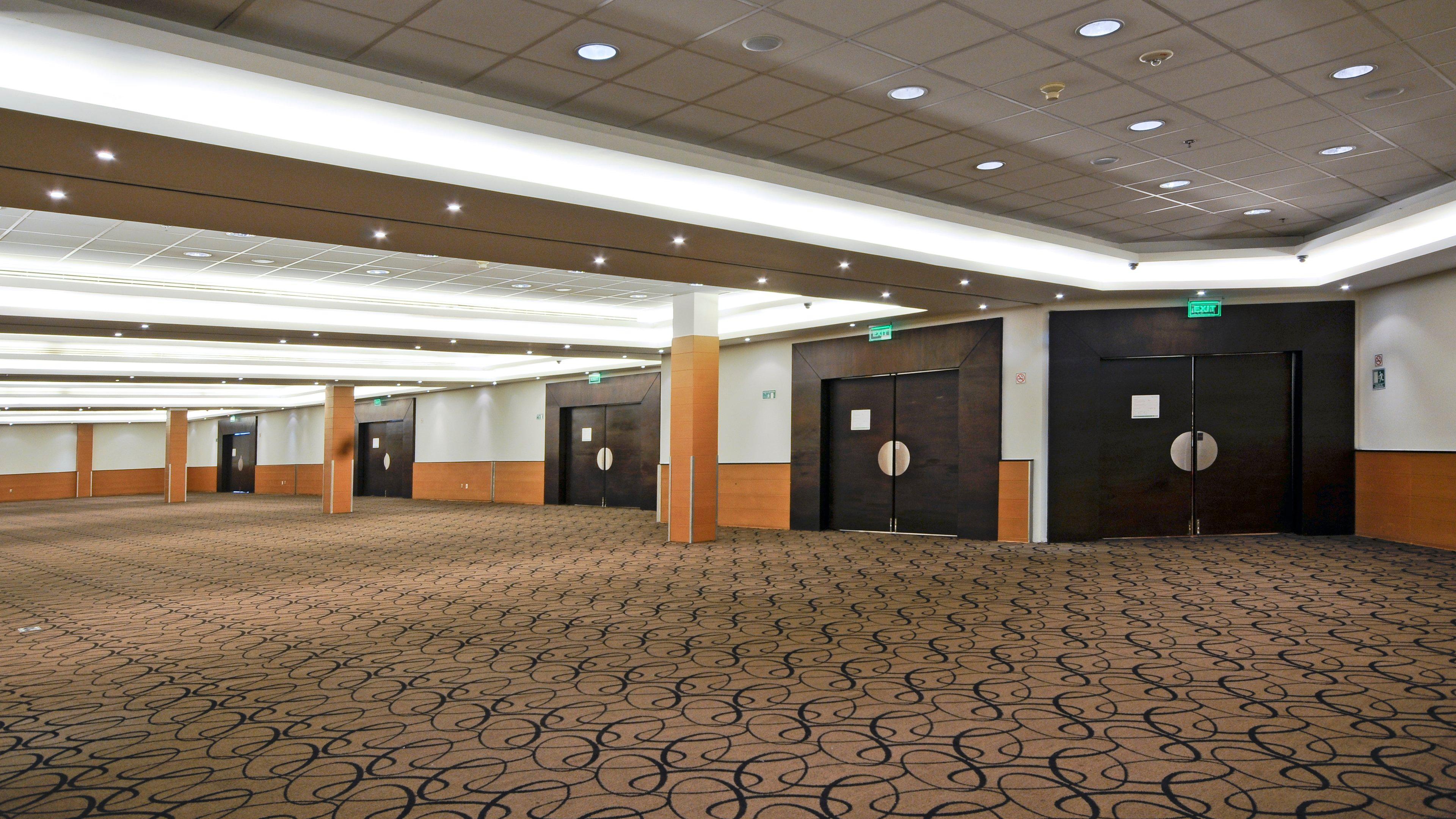 Holiday Inn Irapuato By Ihg Exterior photo